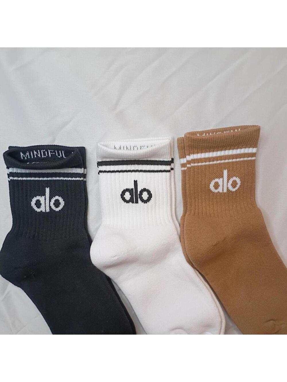Alo Yoga Women's half crew throwback White and Tan Sock